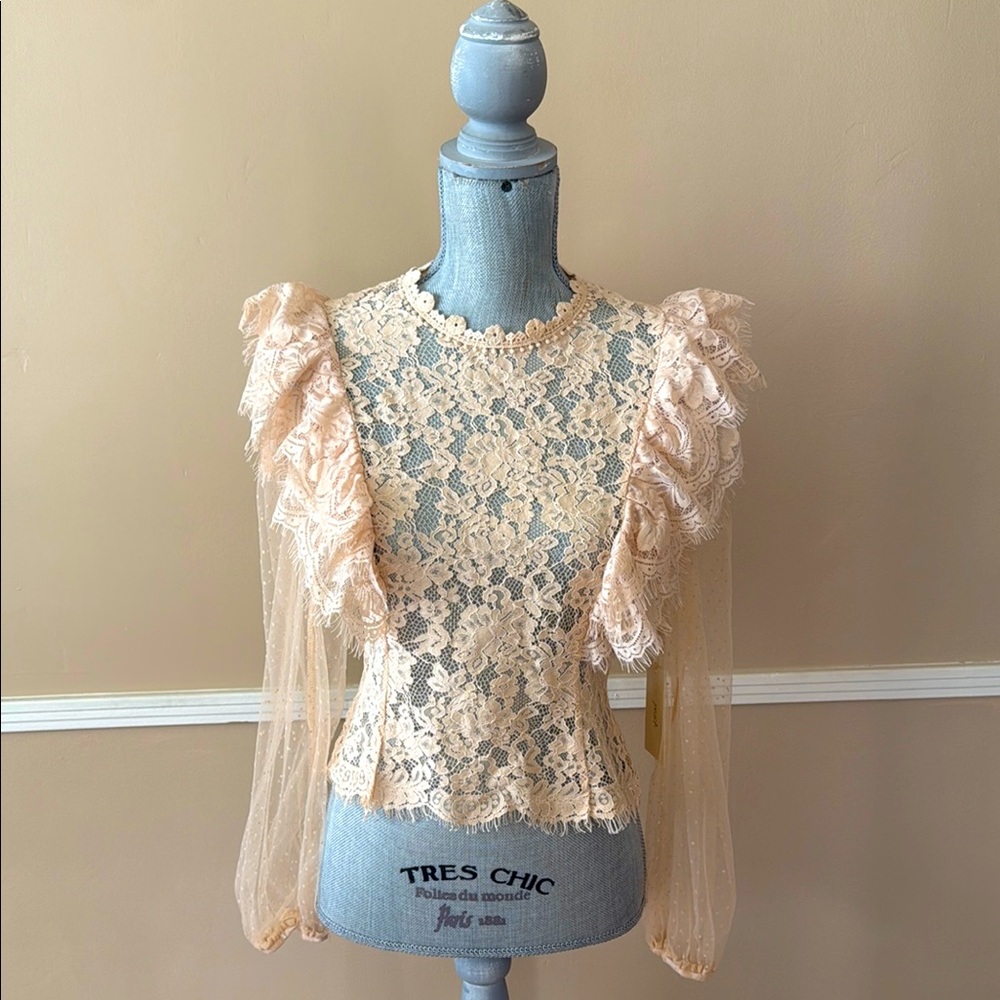 PEACH BLUSH LACE RUFFLE SHEER SLEEVES TOP  🌟NWT🌟